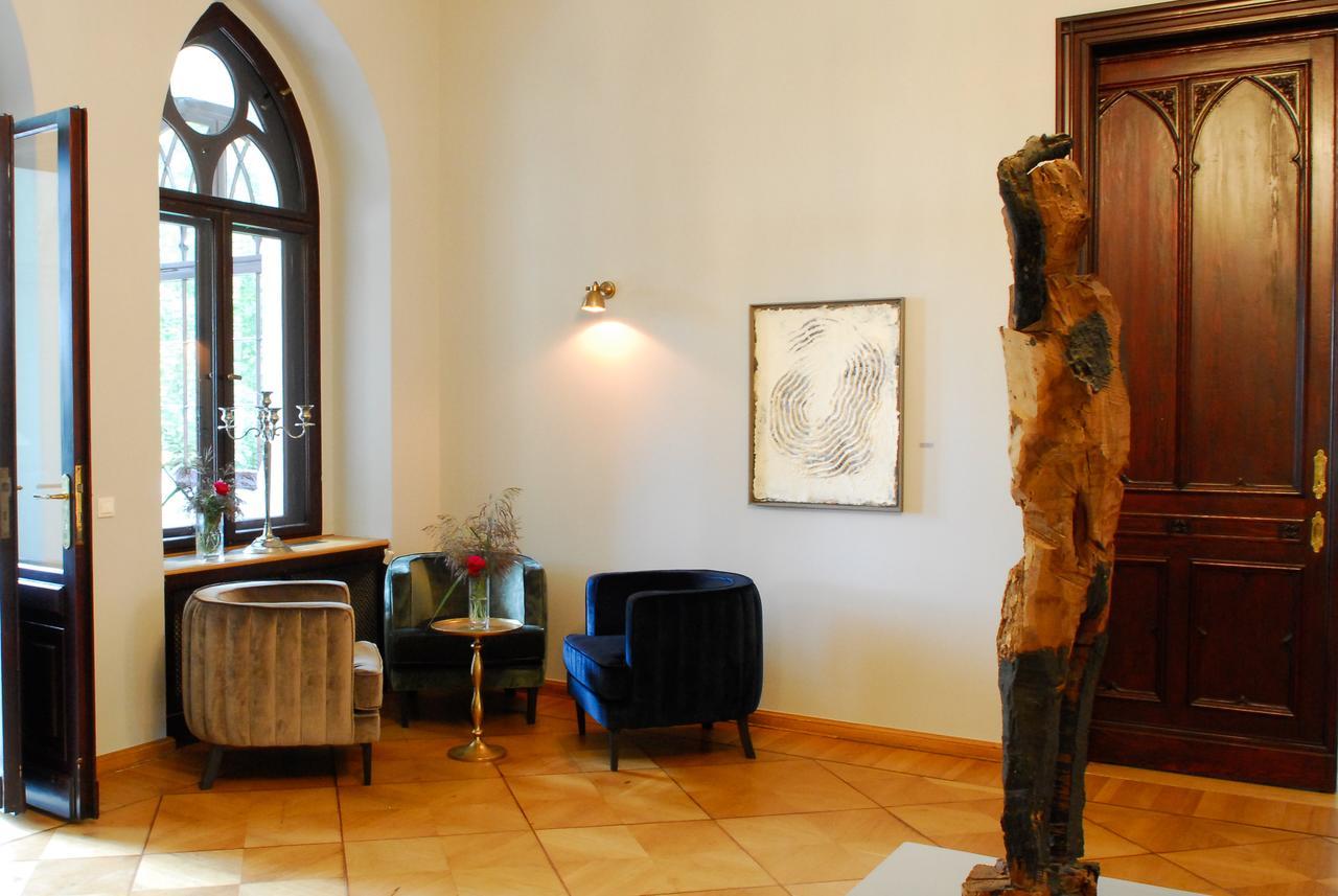 Romantik Hotel Schloss Reichenow Esterno foto